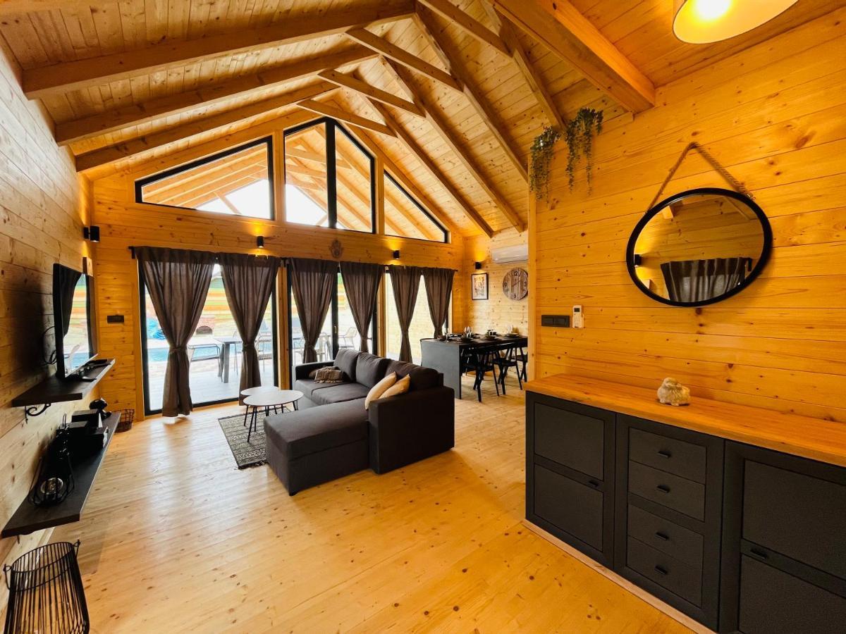 Holiday House Adamo Selno Екстер'єр фото