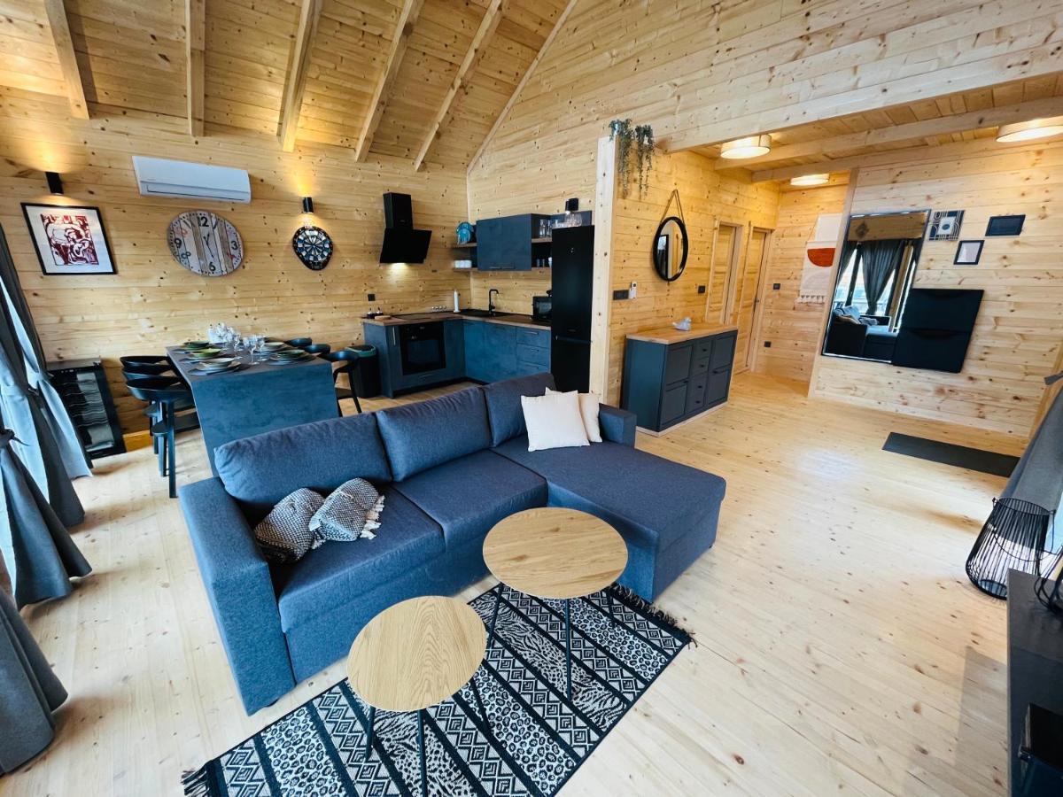 Holiday House Adamo Selno Екстер'єр фото