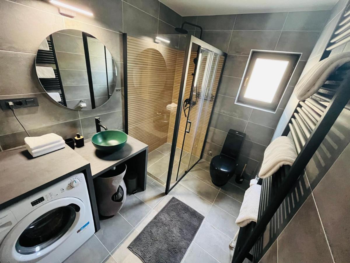 Holiday House Adamo Selno Екстер'єр фото